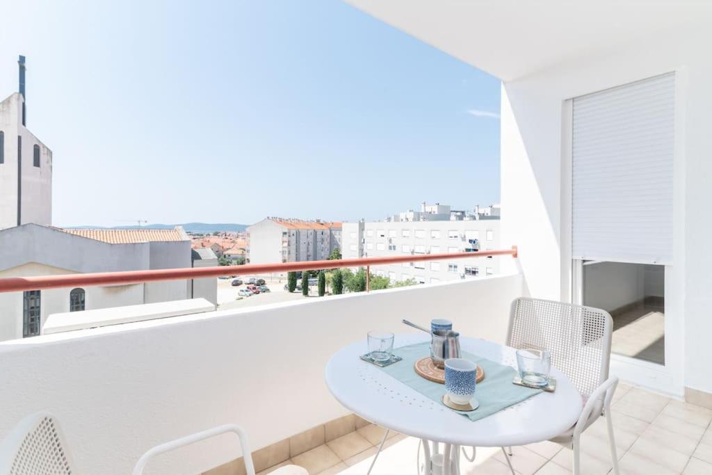 Cozy Apartment "Iskra" - 3 Bedrooms Zára Kültér fotó